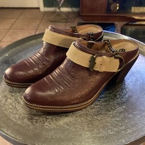 Spirit by lucchese 8 lowcut heeled engineer boot mule